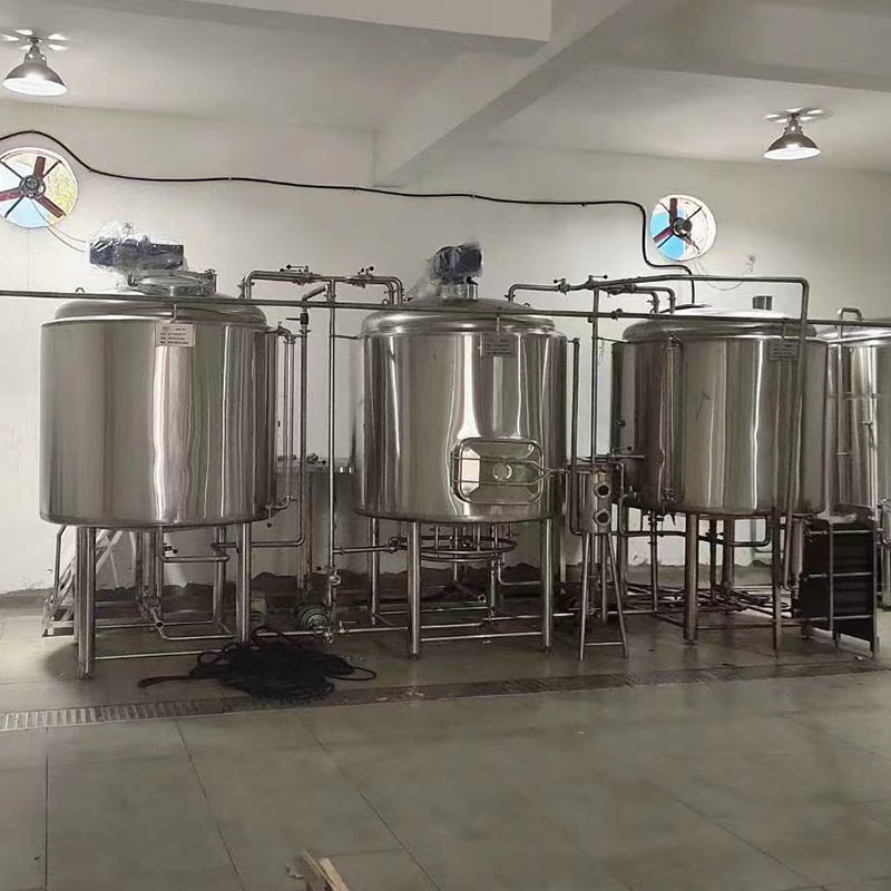 迁西精酿啤酒设备厂—如何延长精酿啤酒设备的使用寿命